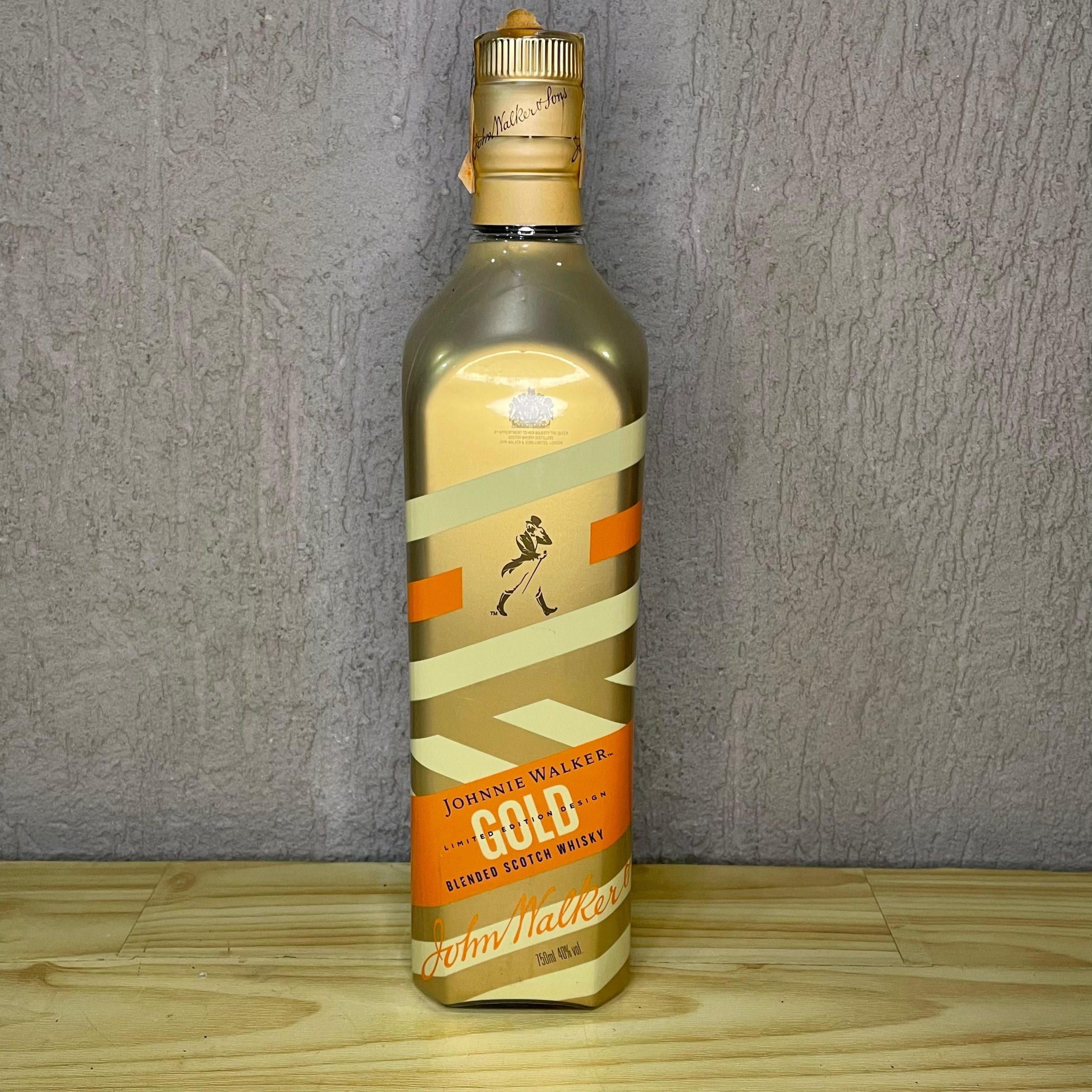 BEBIDA WHISKY JOHNNIE WALKER GOLD LABEL LIMITED EDITION DESIGN  DE  750ML
