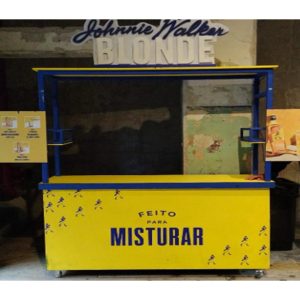 CARRINHO JOHNNIE WALKER BLONDE - "FEITO PARA MISTURAR"