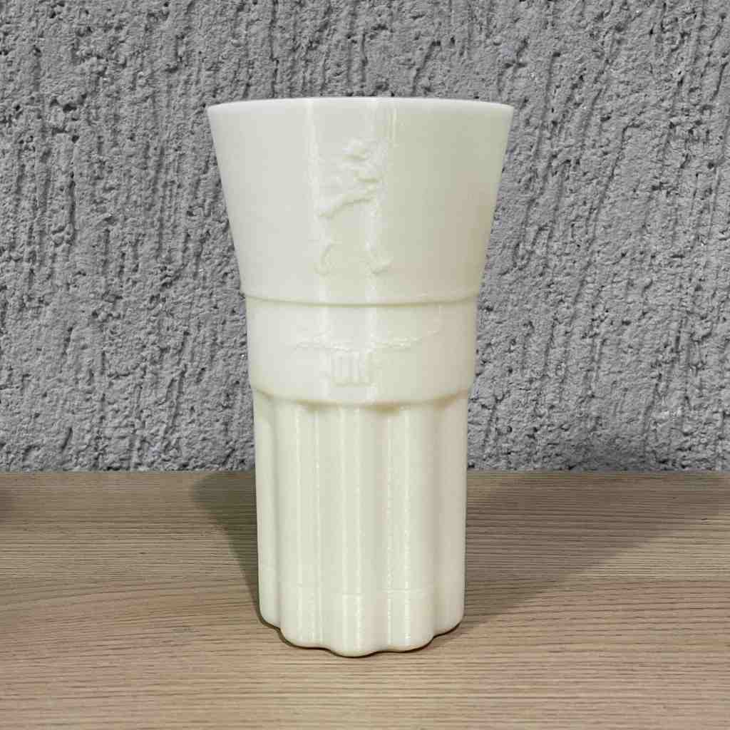 COPO EM PLÁSTICO JOHNNIE WALKER BLONDE GLASSWARE