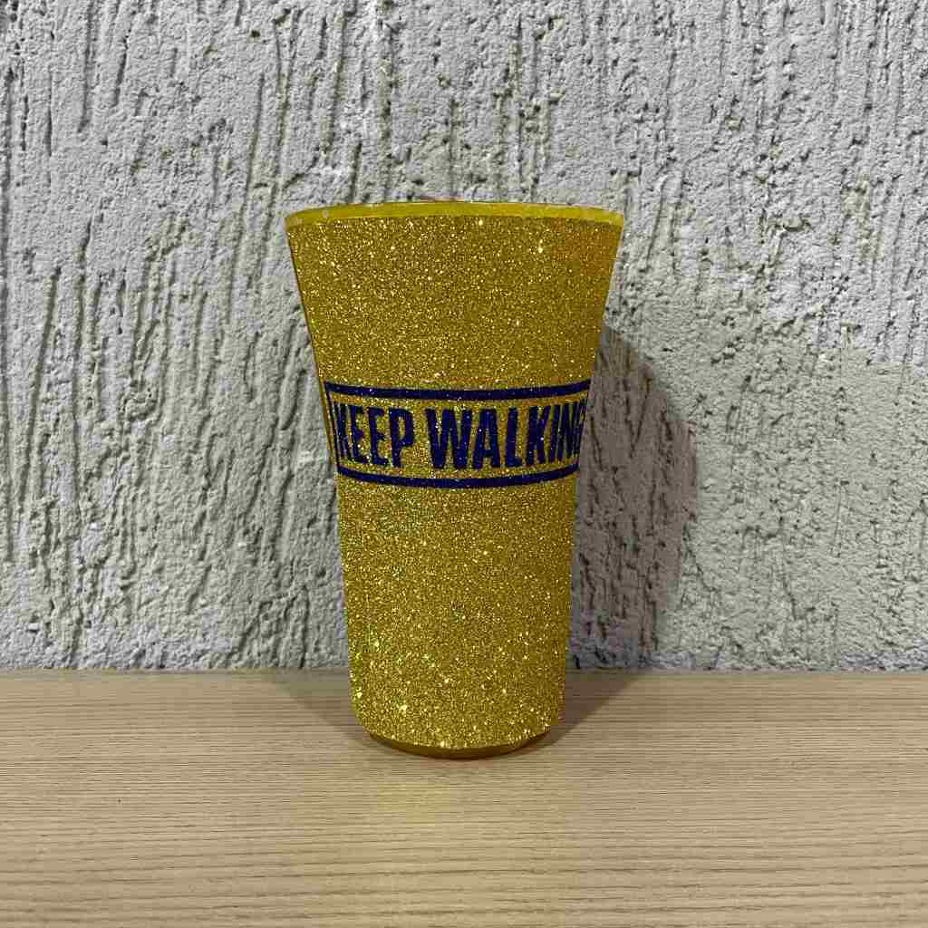 COPO JOHNNIE WALKER KEEP WALKING COM GLITER